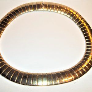 VINTAGE WIDE POLISHED GOLD PLATED OMEGA FASHION COLLAR 15"